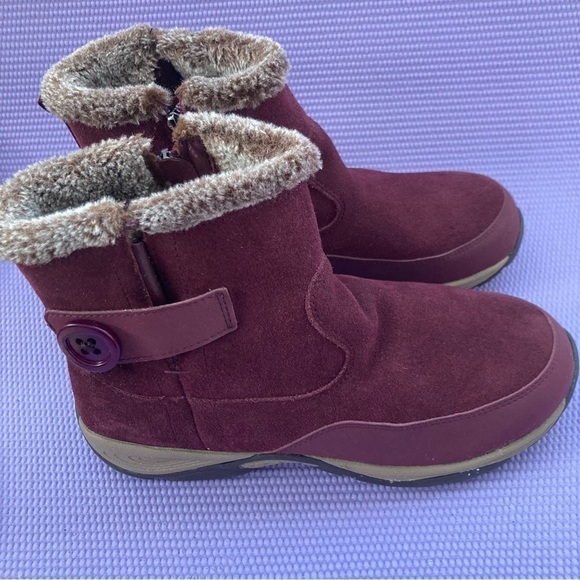 Easy Spirit Excel Cold Weather BOOTIES. Water Resistant Mauve Suede Zip Up 9.5ww - Picture 1 of 9